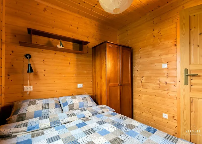 펜션 Domki Rys 보볼린